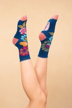 Load image into Gallery viewer, POWDER Women&#39;s Bamboo Ankle socks
