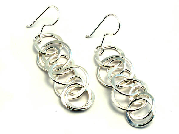 Interlinking Circle Drop Earrings