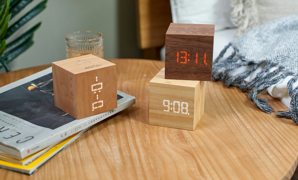 Cube plus clock