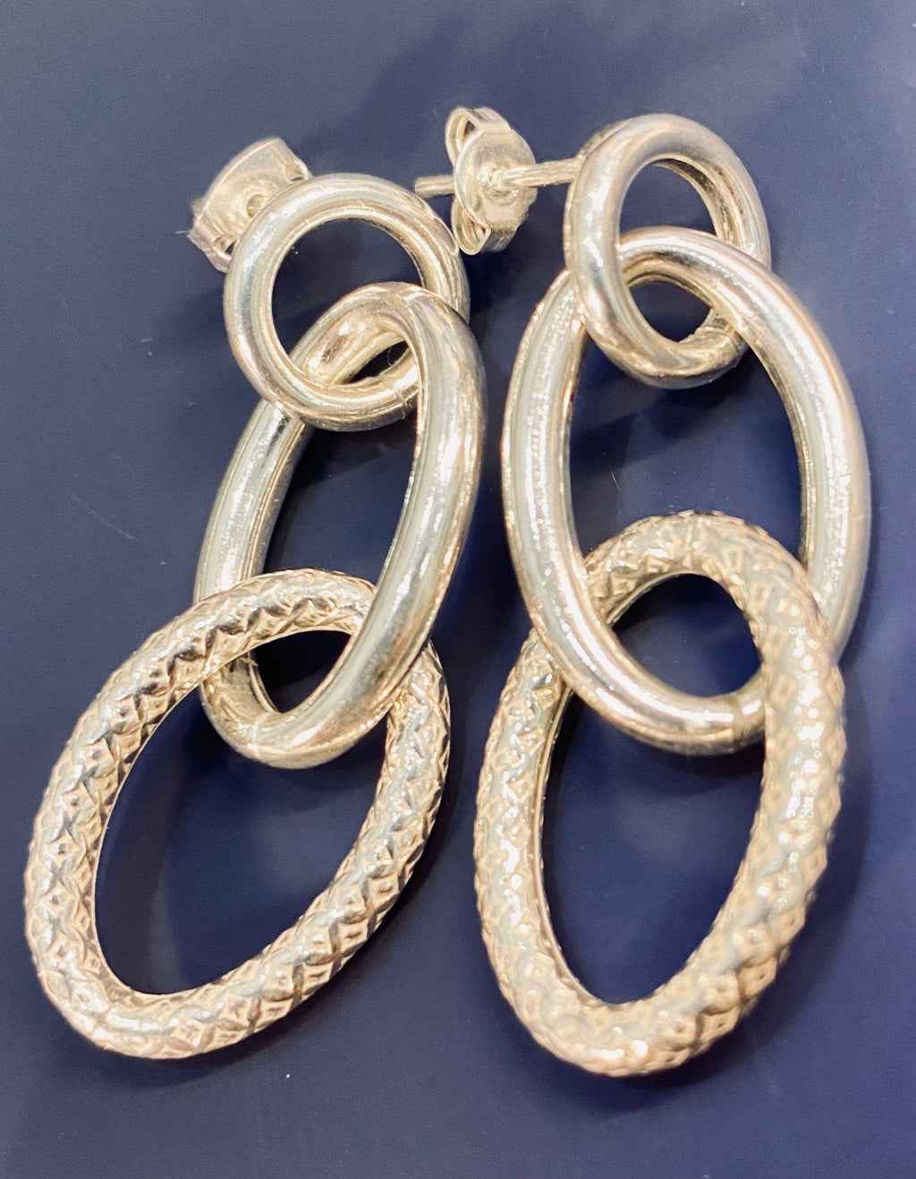 Circles Hammered earrings