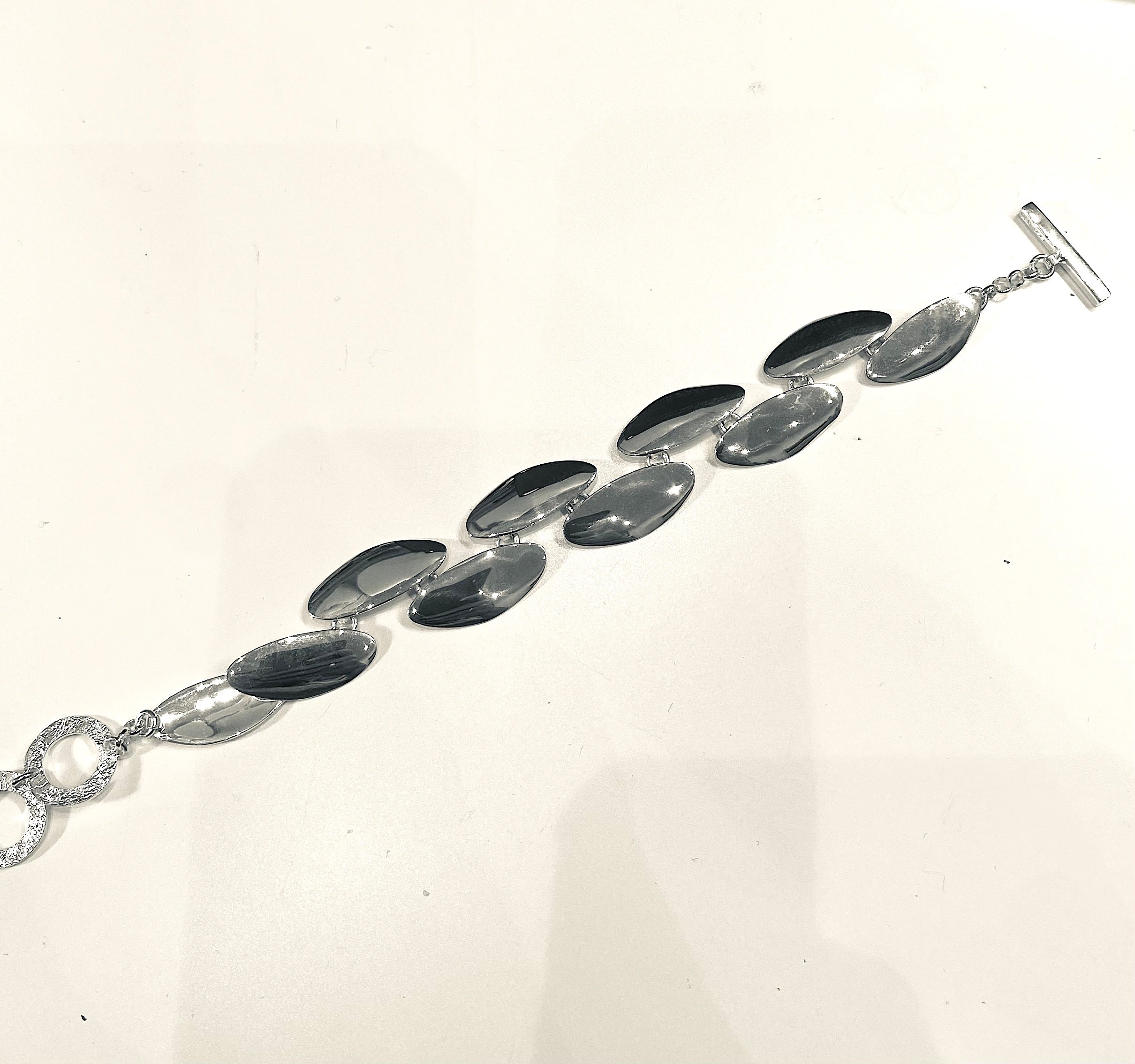Chris Lewis polished Sterling silver ovals bracelet