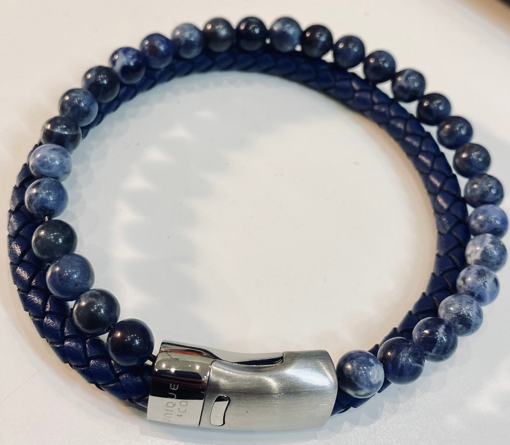 Leather Bracelet with beads and steel magnetic clasp b498