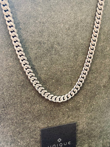 Stainless steel Stainless steel necklace matt and polished. 18mm width, 18" long