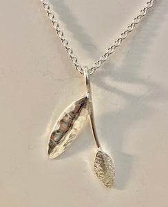 Olive leaves pendant