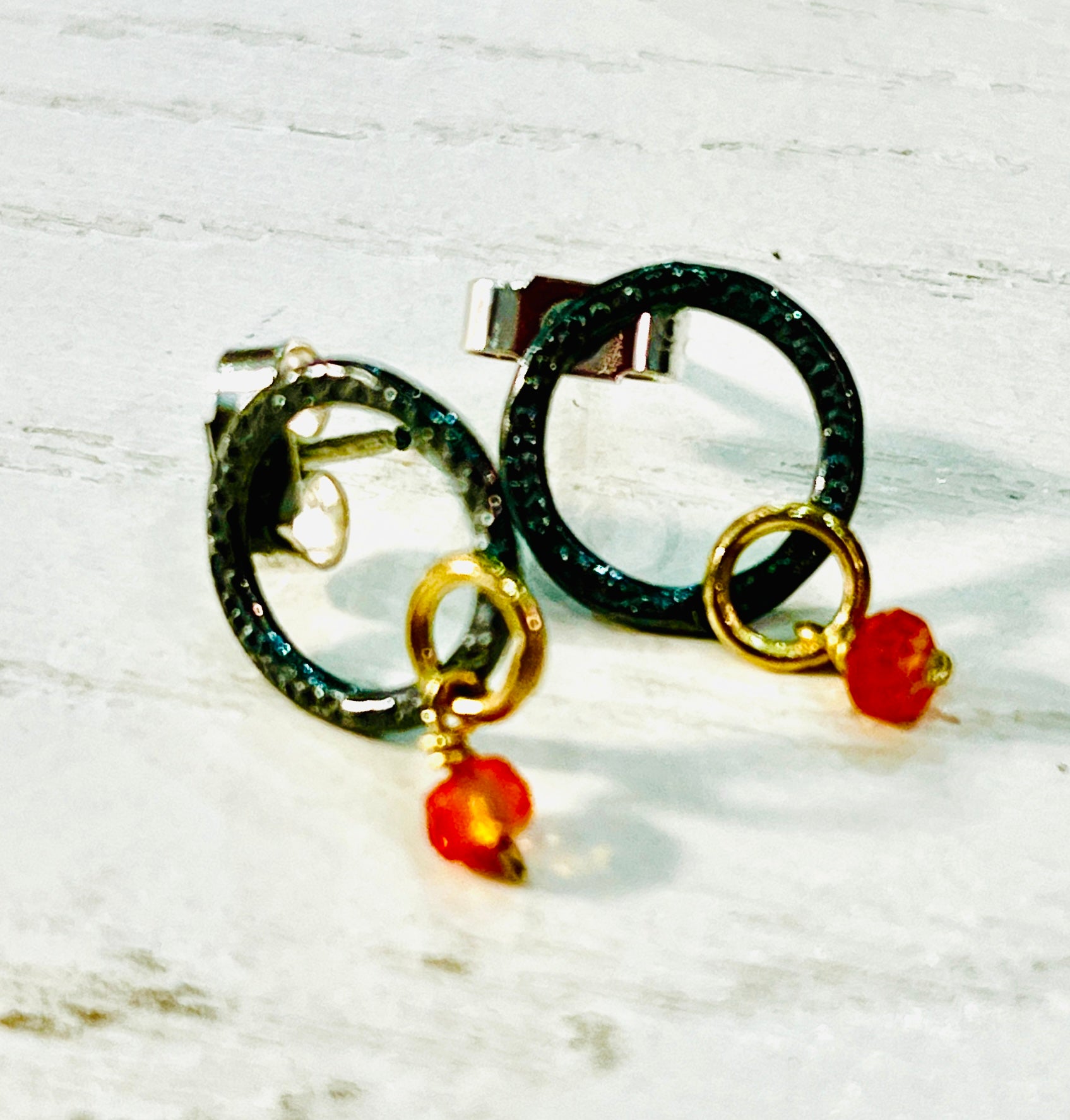Adele Taylor SILVER studs with sapphire
