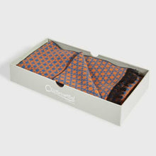 Load image into Gallery viewer, Boxed men&#39;s scarf – CIRCLE ORANGE/BLUE
