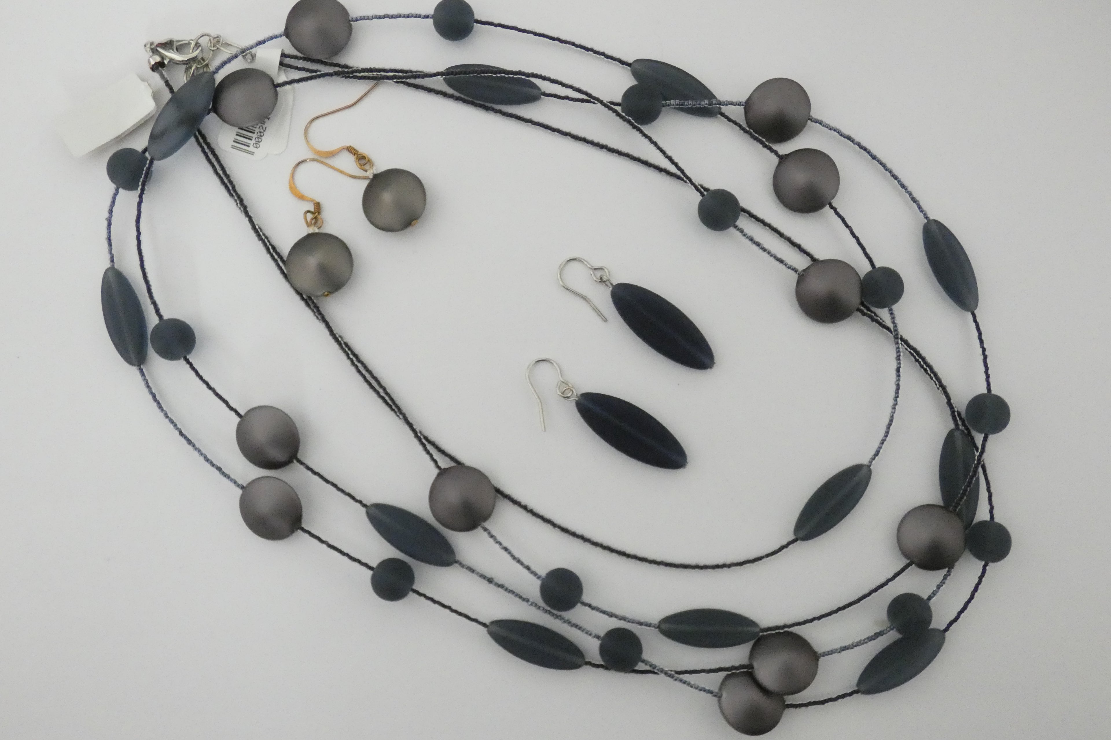 Murano glass Necklace oval flat beads long navy