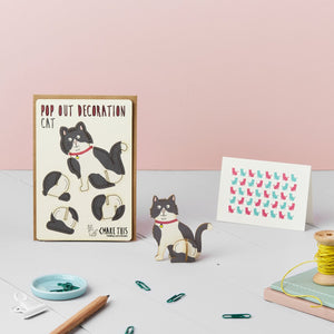 POP out card with wood decoration-BLACK AND WHITE CAT