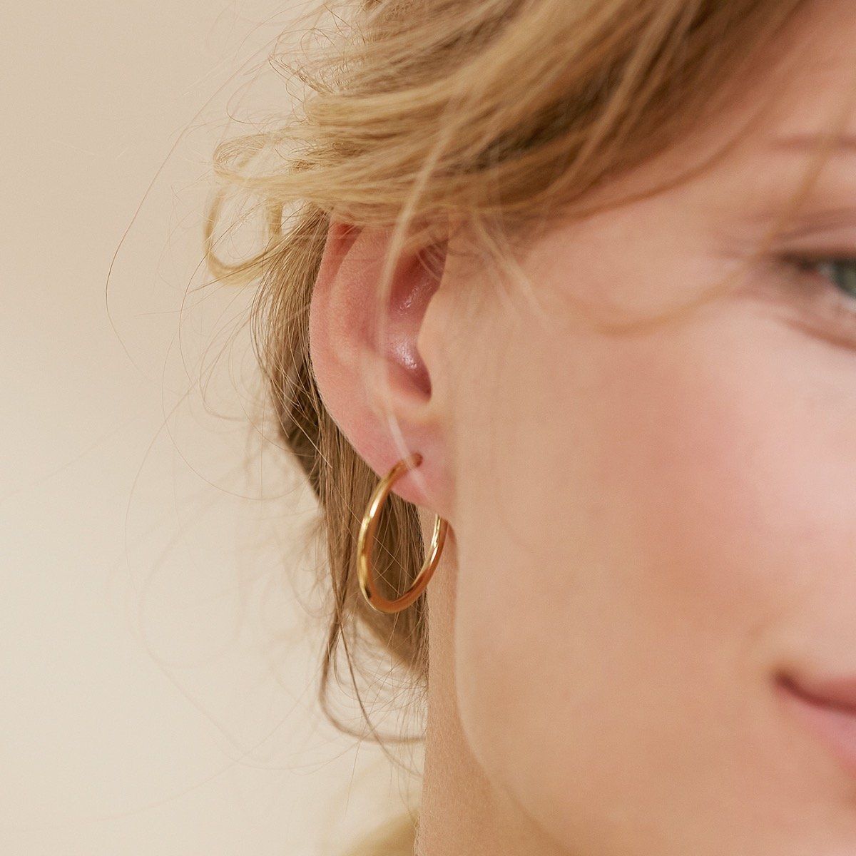 EDBLAD Elegant Hoops Earrings in different sizes