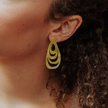 Load image into Gallery viewer, MENHIR EARRING GOLD
